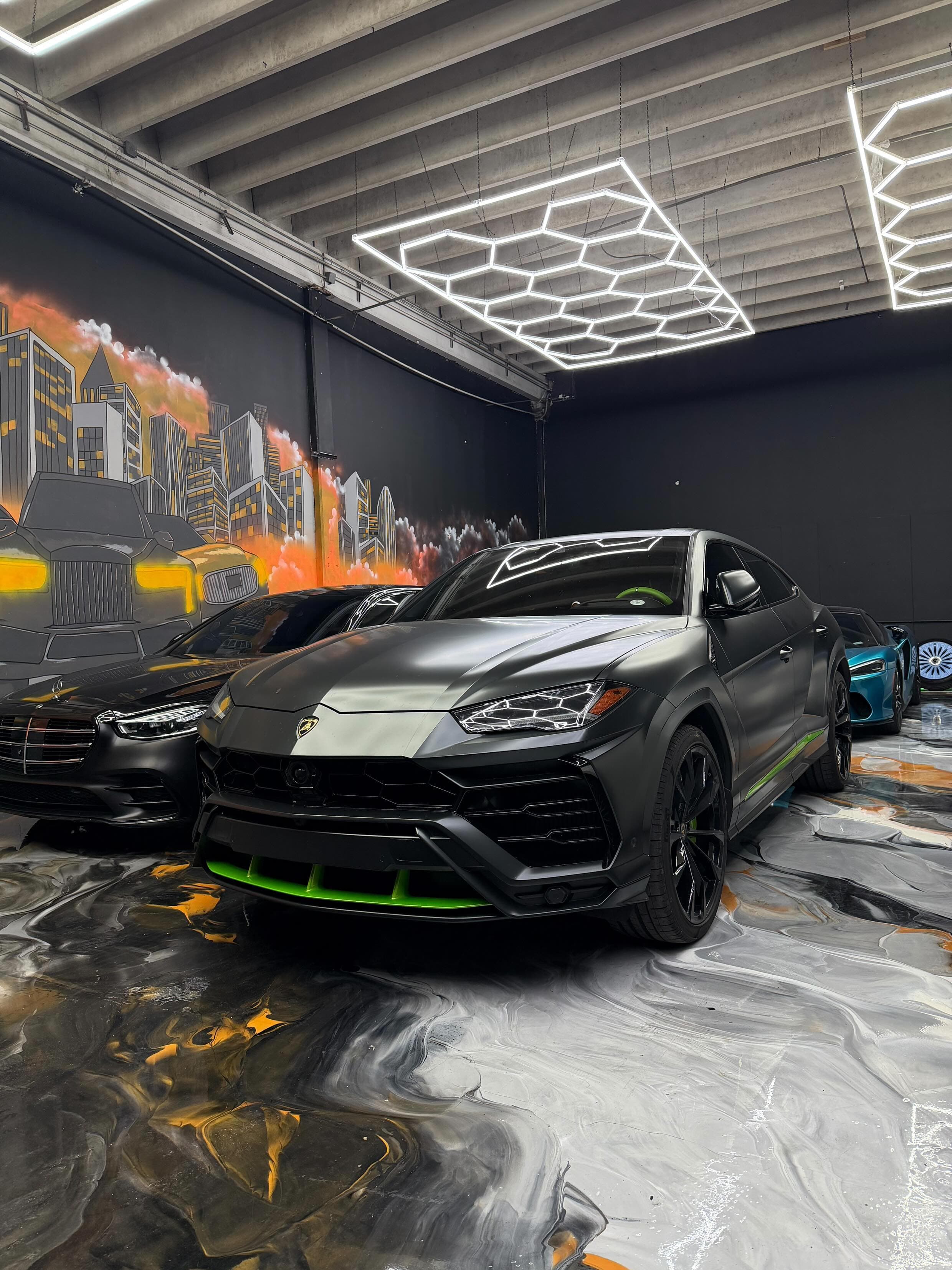 Lamborghini Urus 2