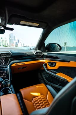 Lamborghini Urus - Thumbnail 10