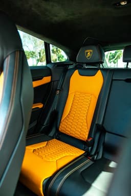 Lamborghini Urus - Thumbnail 13