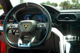 Lamborghini Urus - Thumbnail 5