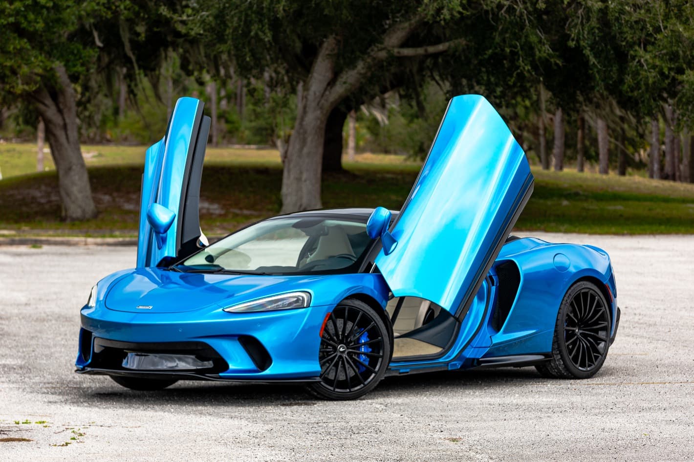 McLaren GT - Image 1