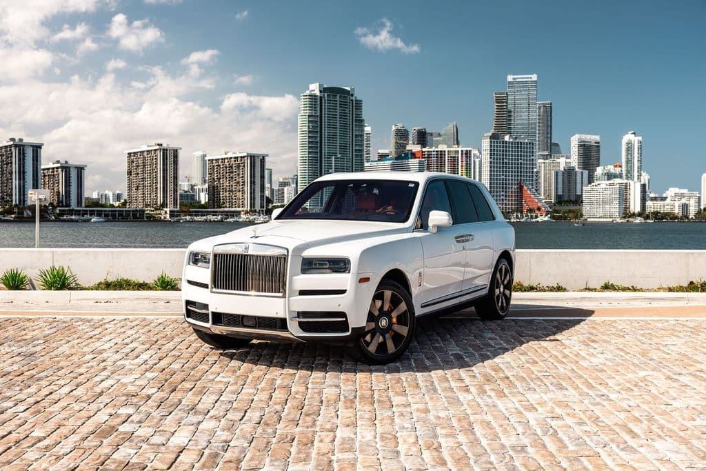 Rolls-Royce Cullinan - Image 1